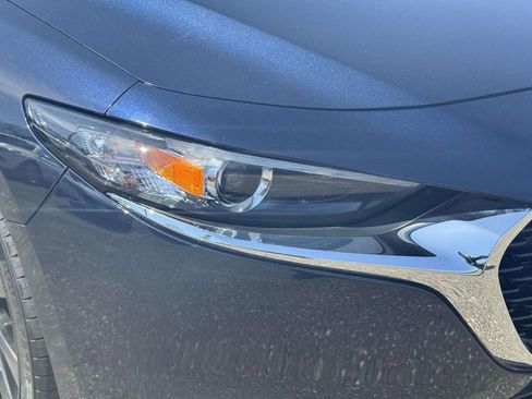 Used 2024 MAZDA MAZDA3 s image 9