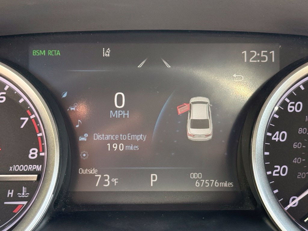 Used 2021 Toyota Camry XLE AWD/4WD image 32