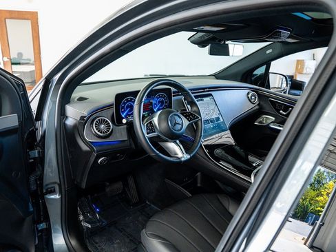 Used 2024 Mercedes-Benz EQE 350+ SUV w/ AMG Line Exterior Package image 36