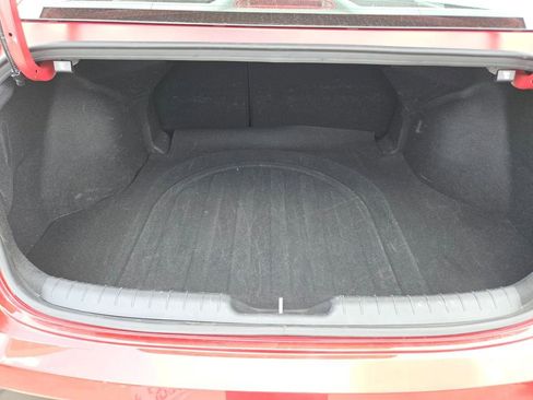 Used 2025 Hyundai Elantra SEL FWD image 24