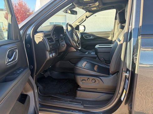 Used 2021 GMC Yukon XL AT4 w/ Rear Media and Nav Package image 10