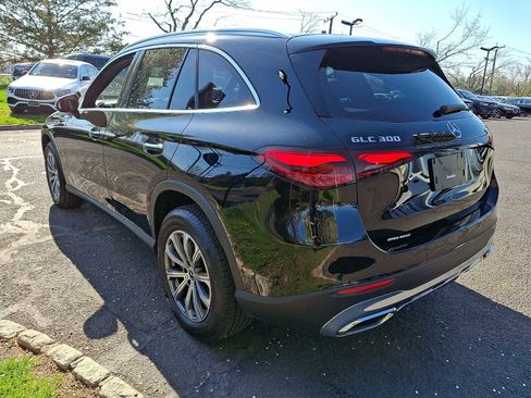 Used 2026 Mercedes-Benz GLC 300 4MATIC image 4