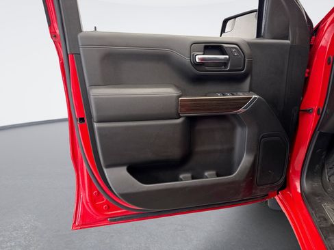 Used 2021 Chevrolet Silverado 1500 LT w/ Bed Protection Package image 9