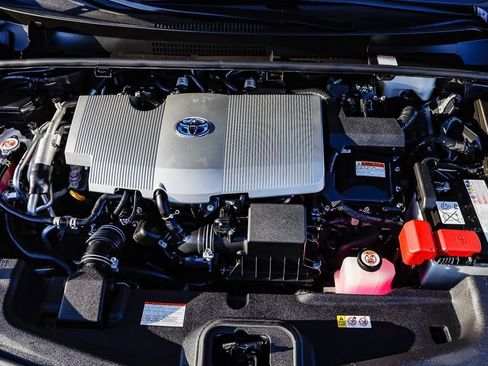 Used 2022 Toyota Prius Prime XLE FWD image 31