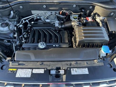 Used 2019 Volkswagen Atlas SE w/ Towing Package image 28