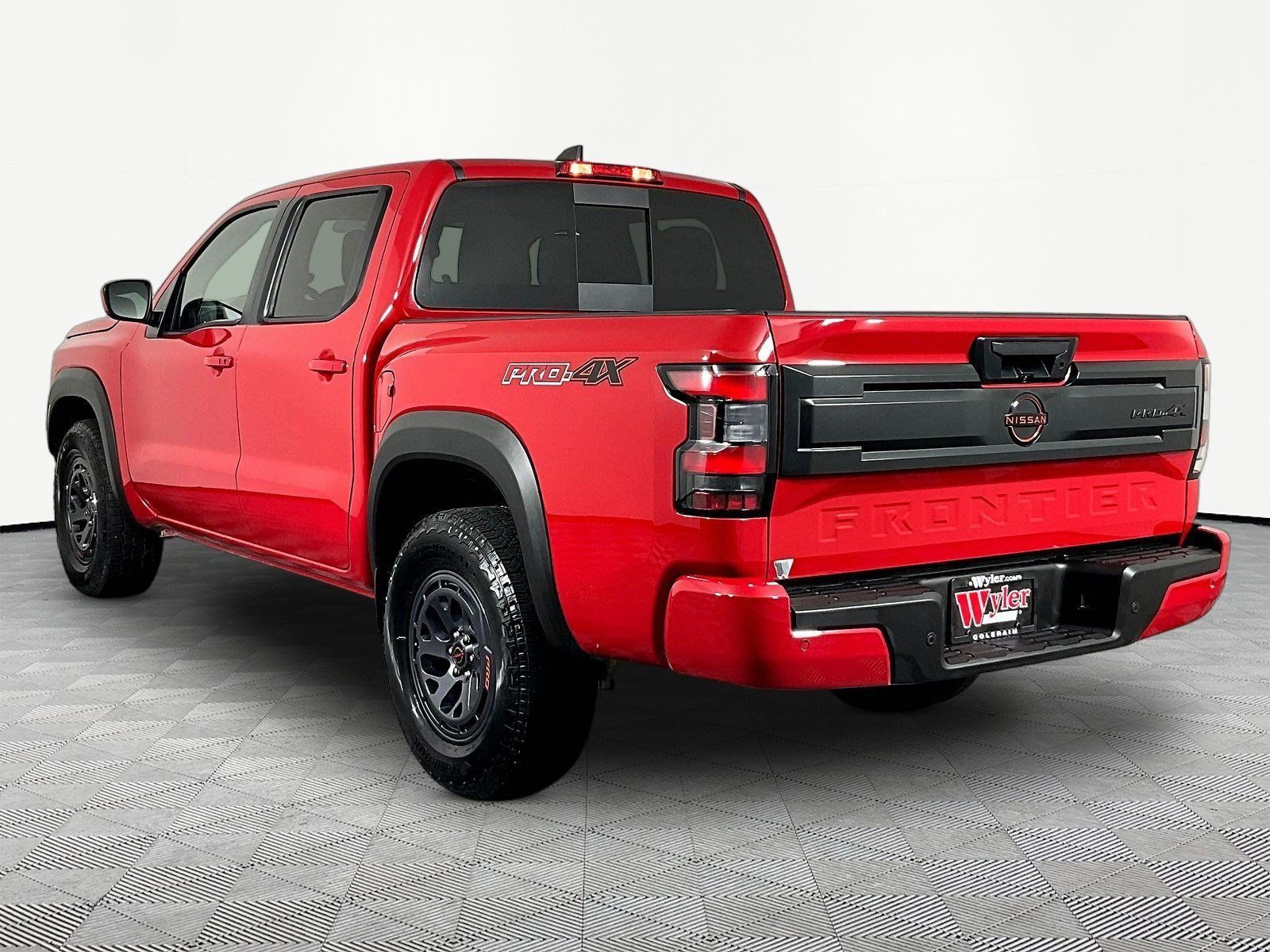 Certified 2026 Nissan Frontier PRO-4X AWD/4WD image 4