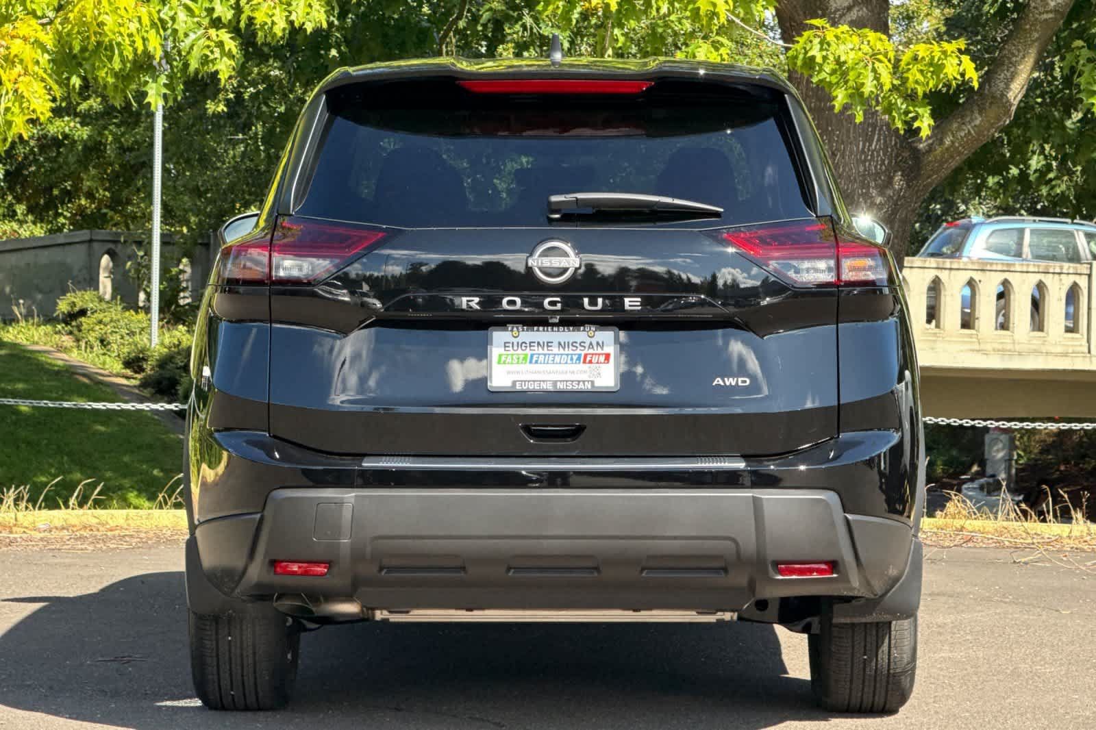 New 2026 Nissan Rogue SV AWD/4WD image 7