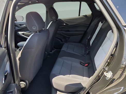 New 2026 Chevrolet Trax RS w/ Driver Confidence Package FWD image 10