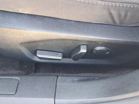 Used 2020 Ford Fusion SE image 6