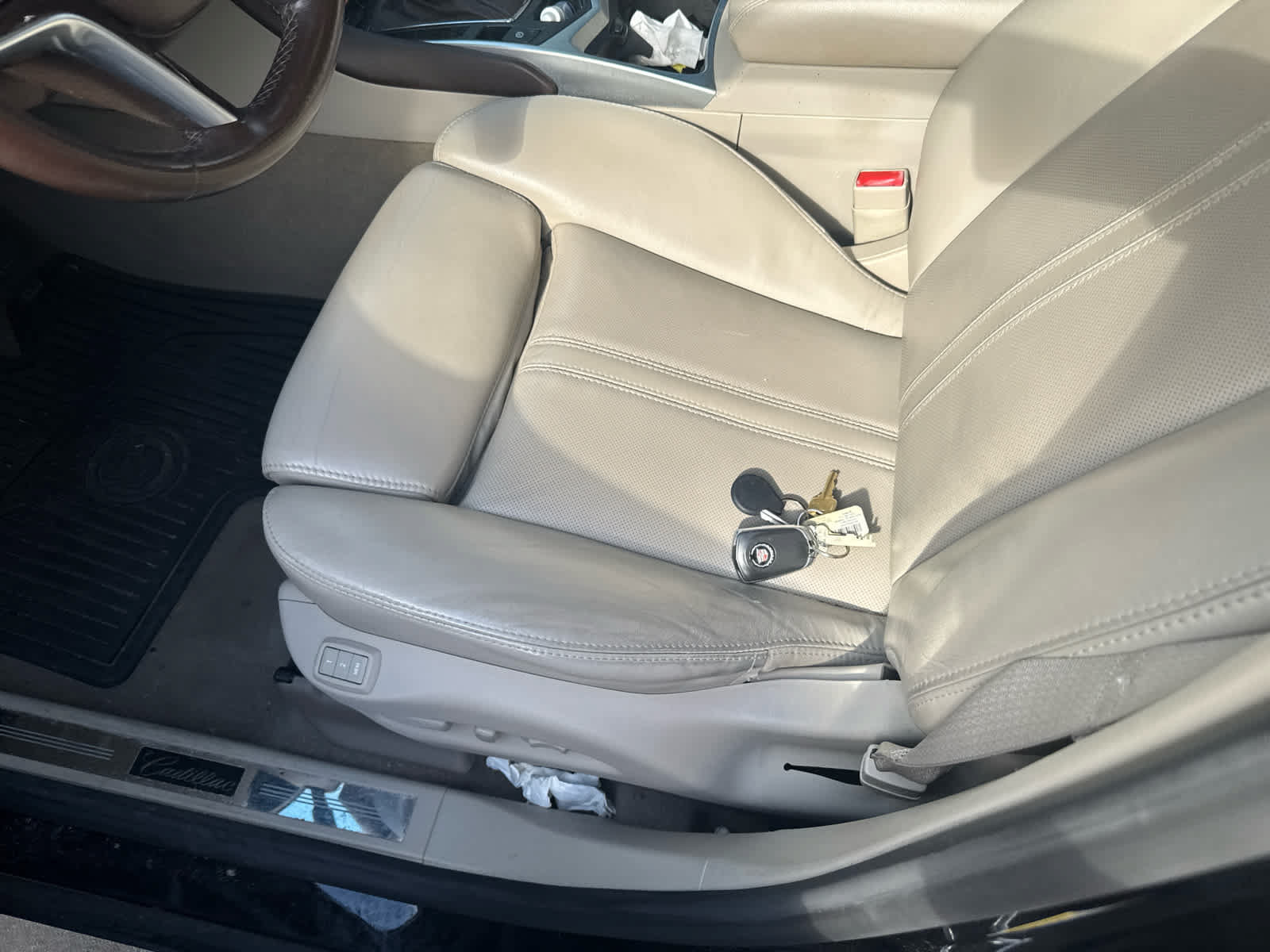 Used 2015 Cadillac SRX Premium FWD image 10