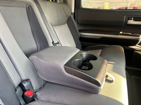 Used 2017 Toyota Tundra SR5 w/ SR5 Upgrade Package image 30