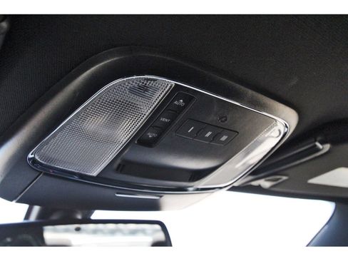 Used 2023 Dodge Charger R/T w/ Performance Handling Group RWD image 24