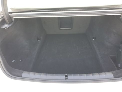 Used 2026 BMW 740i RWD image 15