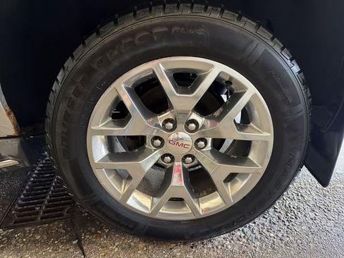 Used 2015 GMC Yukon XL SLE w/ Convenience Package image 10