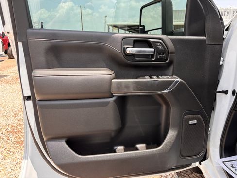 Used 2020 GMC Sierra 2500 AT4 w/ Technology Package AWD/4WD image 15