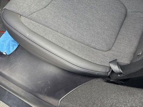 Used 2026 Tesla Model Y 2WD image 11