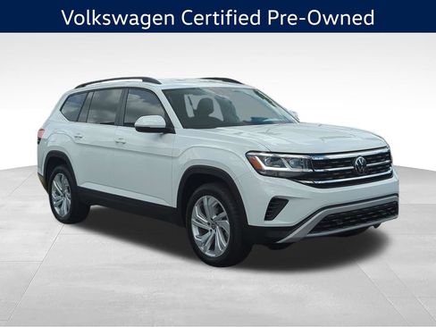 Certified 2023 Volkswagen Atlas SE FWD image 2