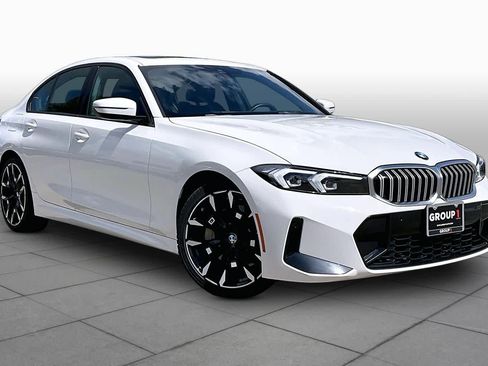 Used 2026 BMW 330i Sedan RWD image 3