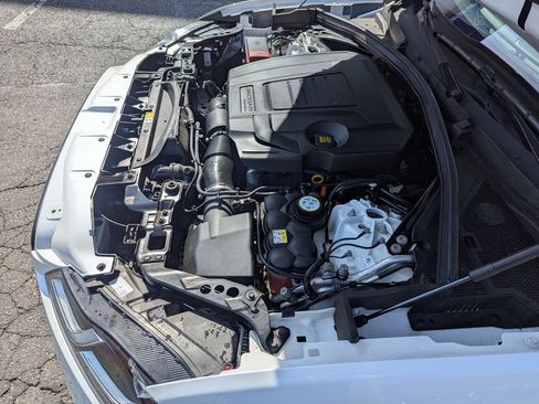 Used 2023 Jaguar F-PACE S AWD/4WD image 48