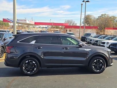 New 2026 Kia Sorento S w/ S Panoramic Sunroof Package