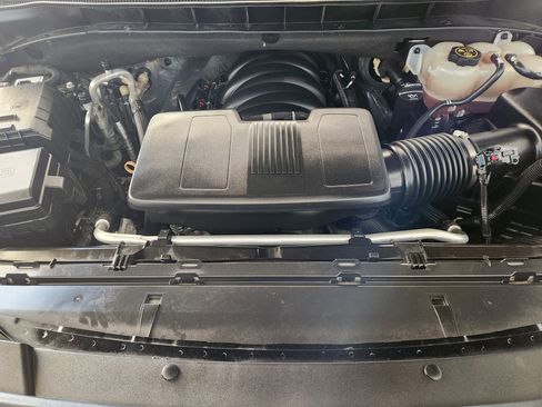 Used 2021 Chevrolet Tahoe High Country w/ Premium Package image 32