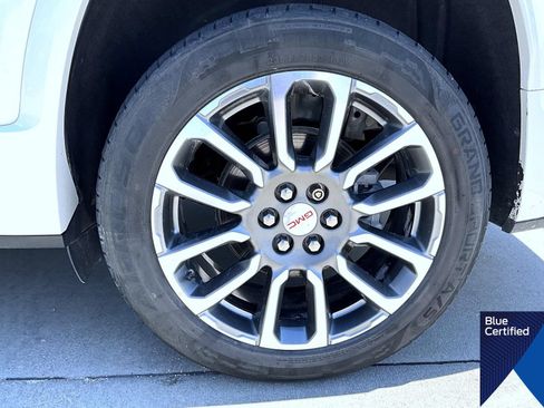 Used 2021 GMC Acadia Denali w/ Denali Ultimate Package AWD/4WD image 24