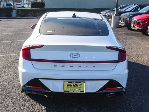 Used 2021 Hyundai Sonata SEL image 4
