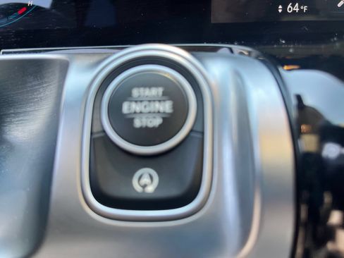 Used 2020 Mercedes-Benz GLB 250 4MATIC image 18