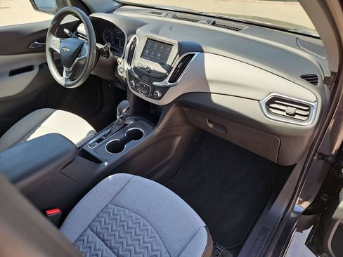Certified 2022 Chevrolet Equinox LS FWD image 29