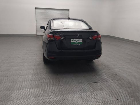 Used 2024 Nissan Versa SR FWD image 6