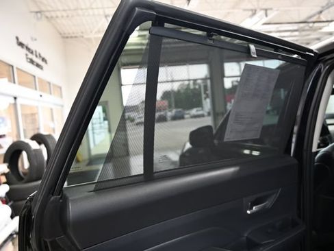 Used 2024 Toyota Grand Highlander AWD image 29