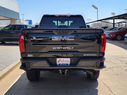 New 2026 GMC Sierra 2500 Denali Ultimate image 4