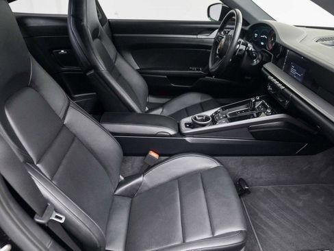 Used 2020 Porsche 911 Carrera S RWD image 17