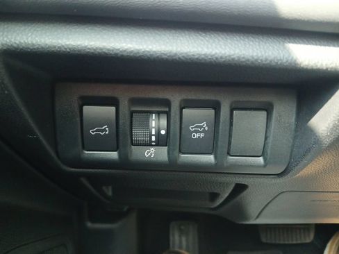 Used 2022 Subaru Outback Touring w/ Popular Package #2 AWD/4WD image 24