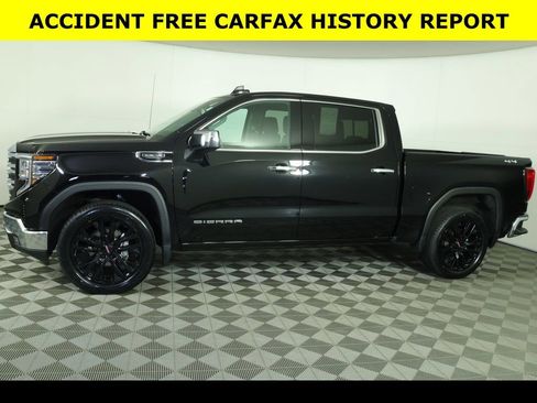 Used 2023 GMC Sierra 1500 SLT w/ SLT Convenience Package image 4