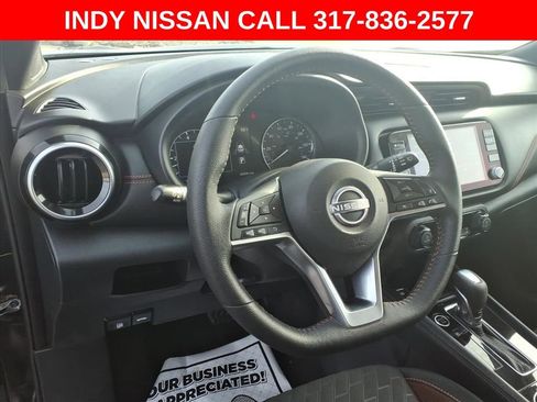 Used 2024 Nissan Kicks SR image 15