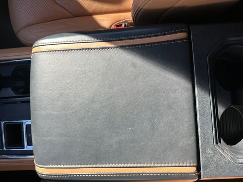 Used 2024 Ford Expedition Max Platinum image 23