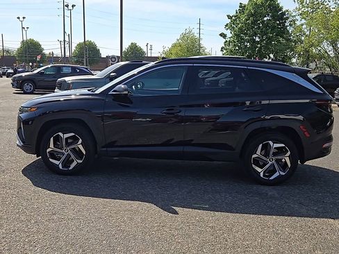 Certified 2023 Hyundai Tucson Limited AWD/4WD image 5