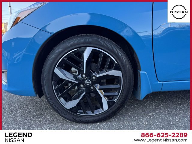 Used 2025 Nissan Versa SR w/ Trunk Package FWD image 9