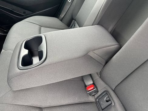 Used 2024 Toyota Corolla LE FWD image 37