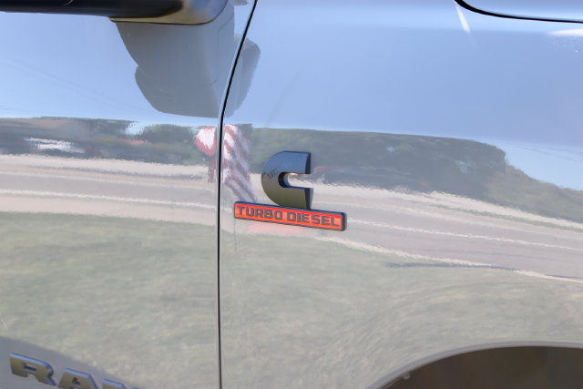 New 2026 RAM 3500 Laramie w/ Night Edition AWD/4WD image 4