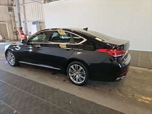 Used 2018 Genesis G80 3.8 w/ Option Group 03 image 8