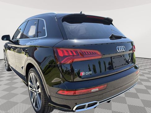 Used 2018 Audi SQ5 Prestige w/ Prestige Package AWD/4WD image 3