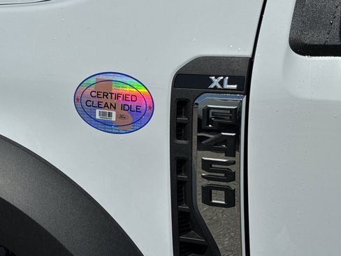 New 2025 Ford F450 XL w/ XL Chrome Package image 27