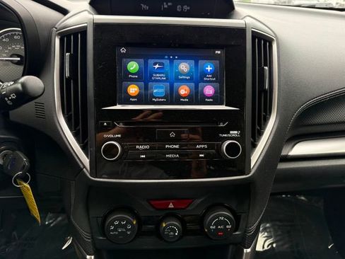 Used 2019 Subaru Forester Premium w/ All-Weather Package AWD/4WD image 8
