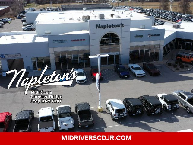 Used 2023 Jeep Grand Cherokee 4WD 4xe image 19