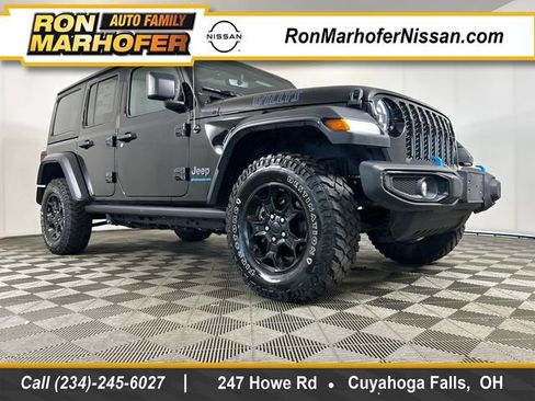 Used 2023 Jeep Wrangler Unlimited w/ 8.4" Radio Group AWD/4WD image 1