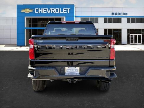 New 2026 Chevrolet Silverado 1500 Custom Trail Boss w/ Turbomax Blackout Package AWD/4WD image 4