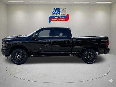 New 2026 RAM 2500 Laramie AWD/4WD image 8