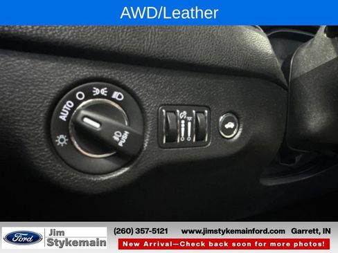 Used 2016 Chrysler 300 S AWD/4WD image 14